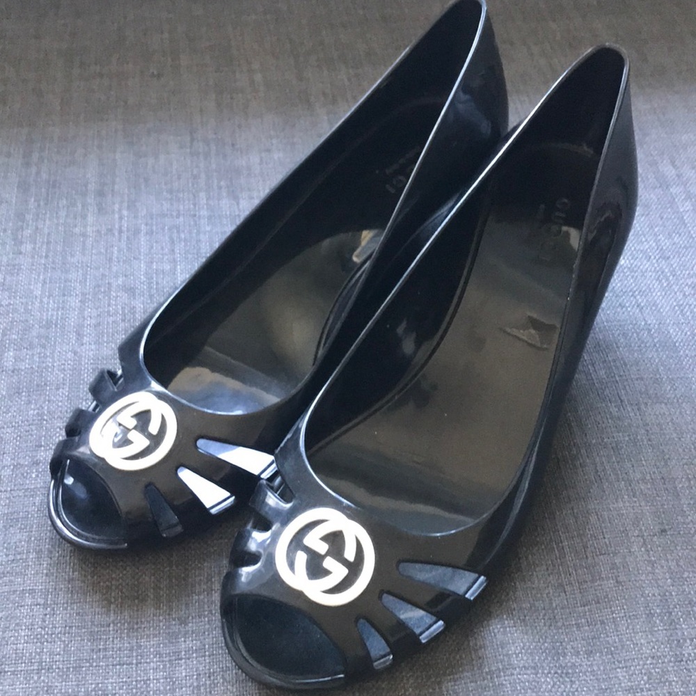 Gucci Marola black jelly peep toe wedge sandal 38